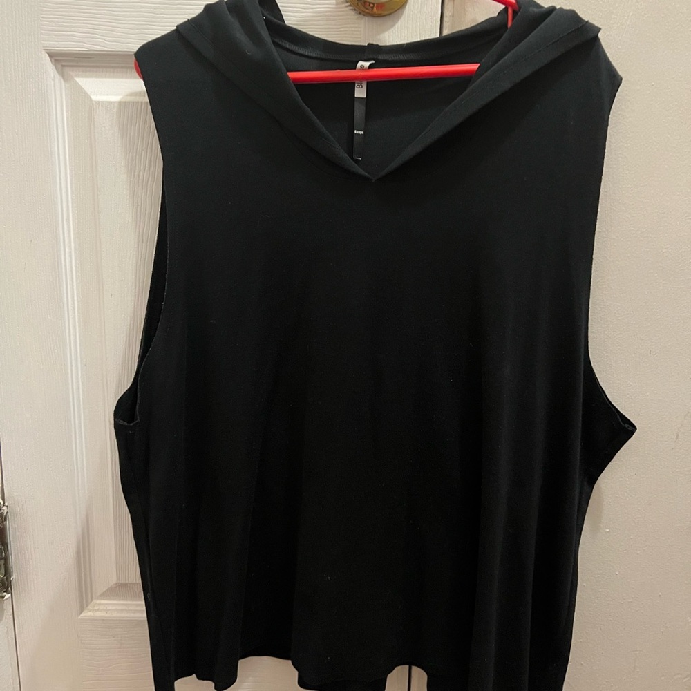 Blanque black sleeveless hoodie